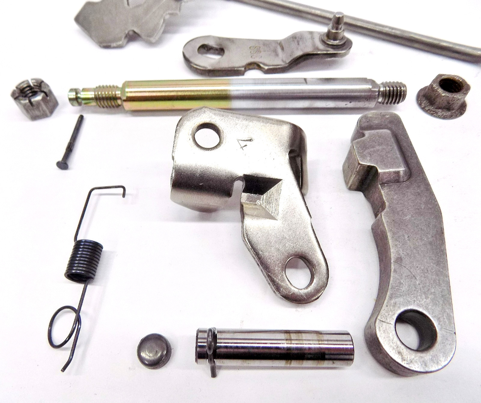 Complete 15 Piece 4L80/4L85E Manual Linkage Assembly w/ 5 1/2″ Selector Shaft