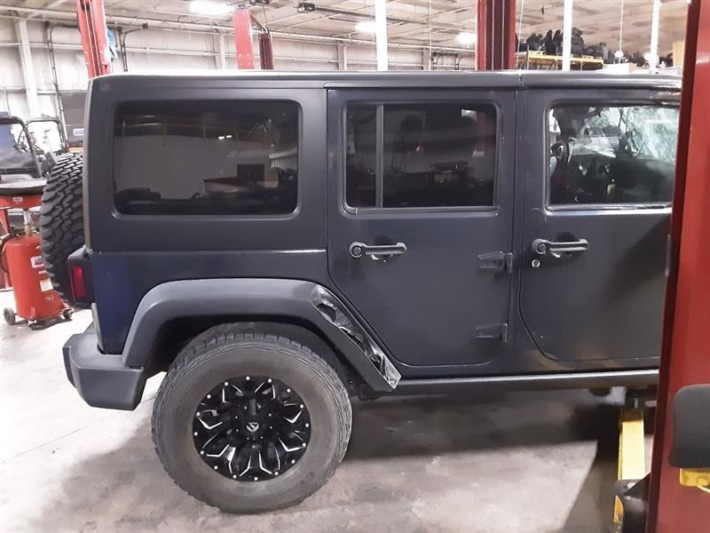 Jeep JK Wrangler OEM Automatic Transmission Case 2012 2013 2014 2015-2017 84859