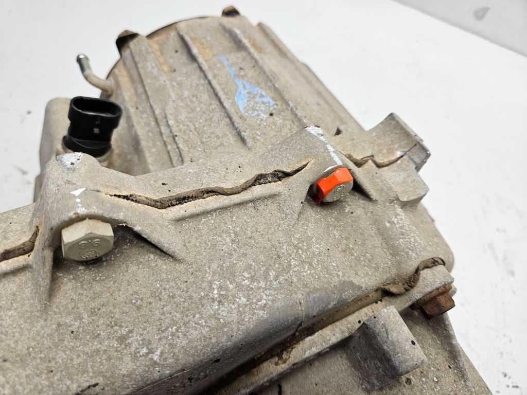 1995-2000 Chevy GMC 2500 NP241C Transfer Case Assembly 4L80E OEM 2957