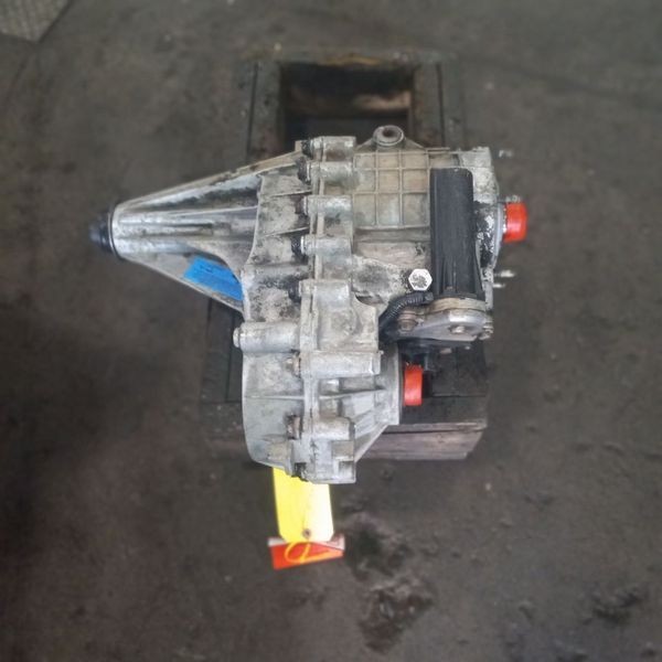 1999-2002 Chevy Silverado 1500 Transfer Case Assembly Electric Shift Opt M30 OEM