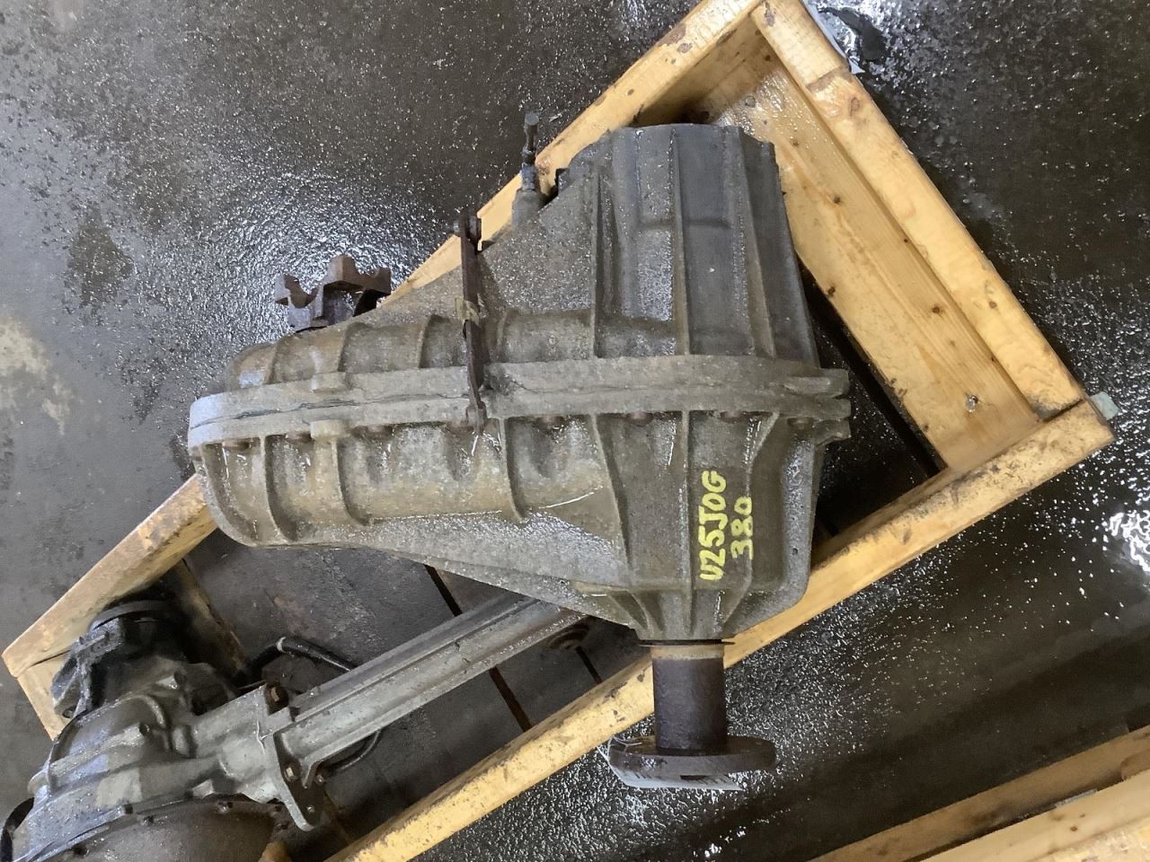 Transfer Case From 8501 GVW Warner 4407 Fits 96-97 FORD F250 PICKUP 347136