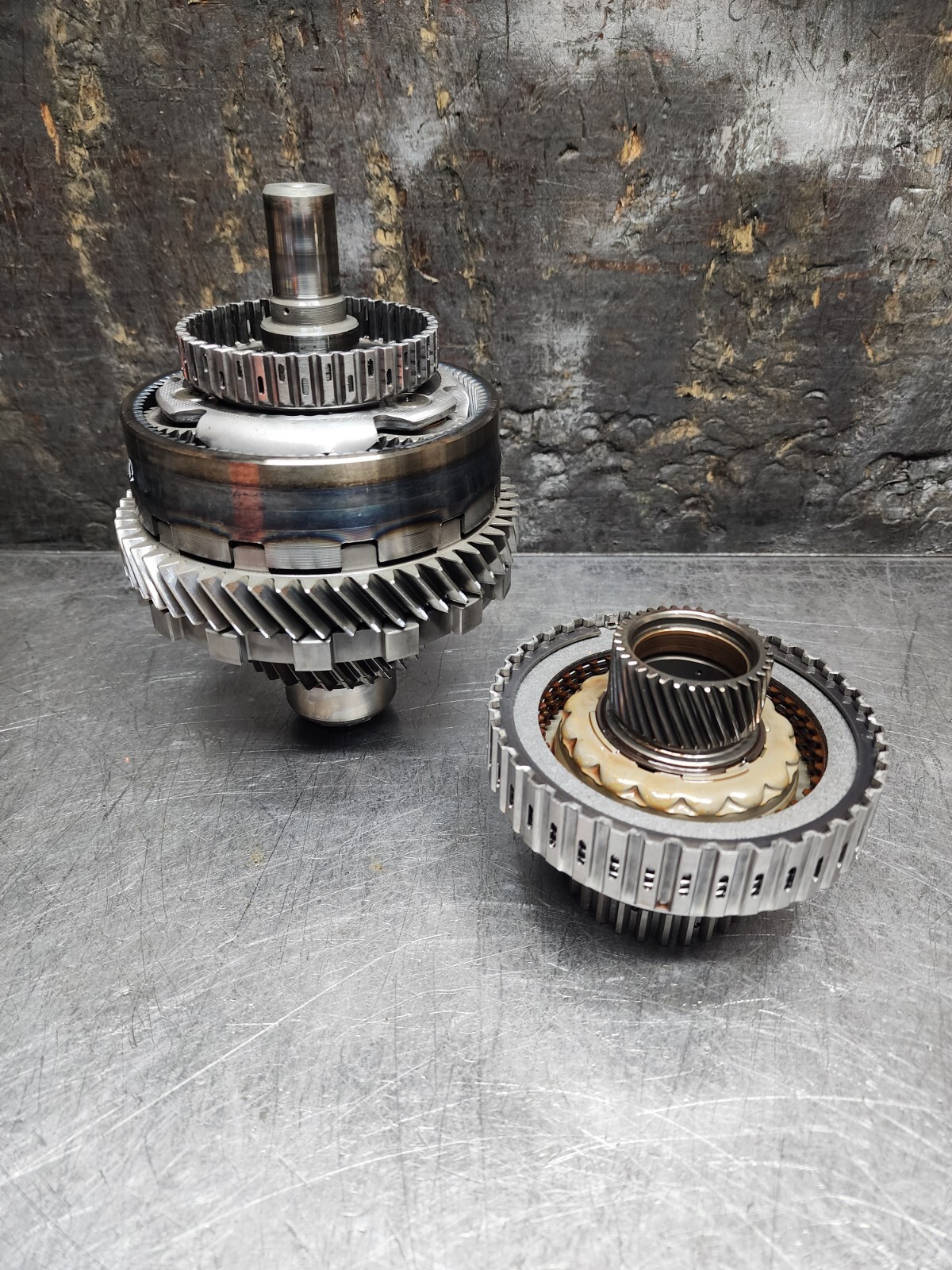 U140E U140F TRANSMISSION UNDERDRIVE PLANET & DRUM 3 Gears 28T, 4 GROOVES PINION