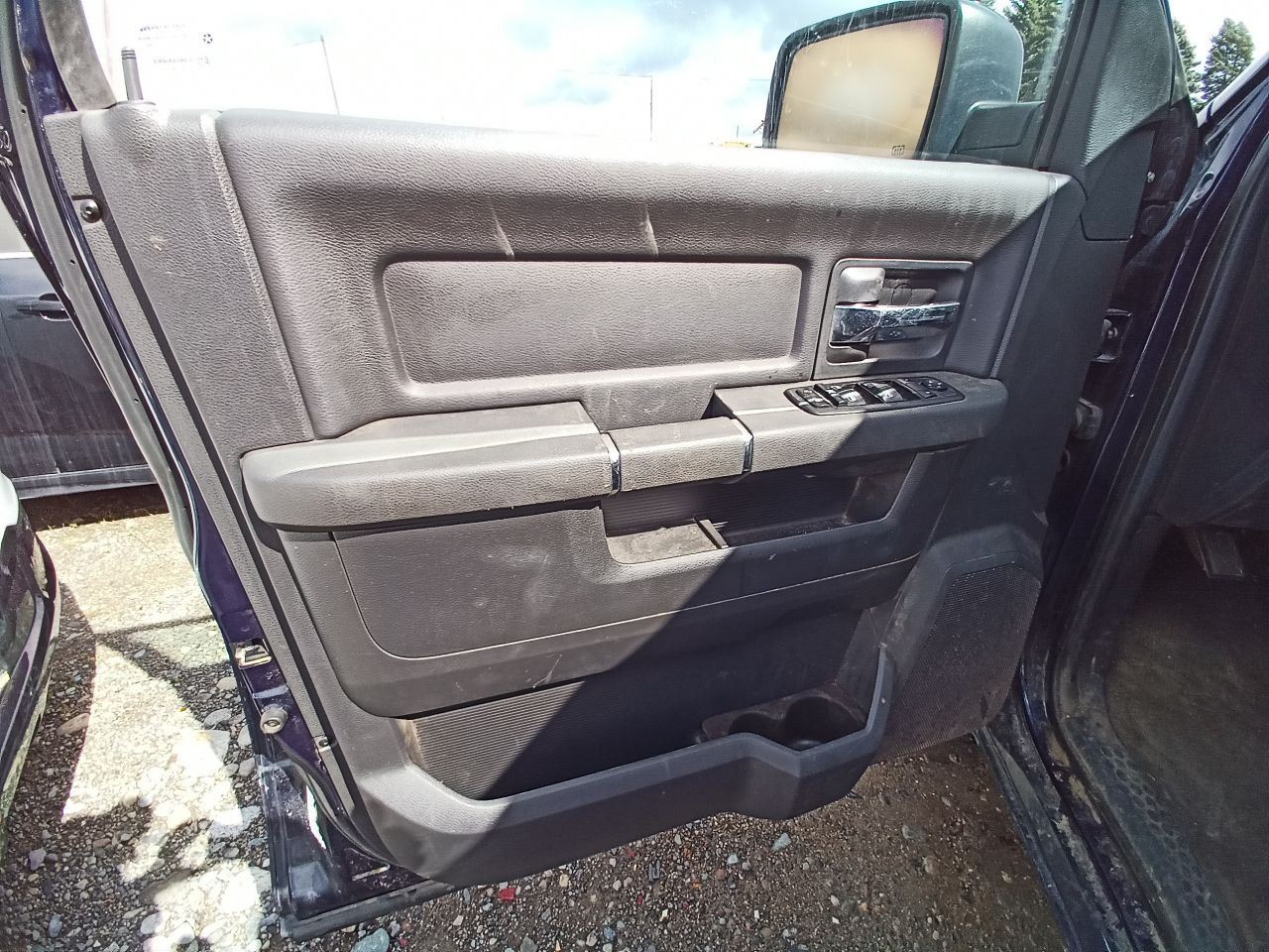 Automatic Transmission 147,697 Miles from 2012 Dodge Ram 1500 4×4 5.7L 11947630