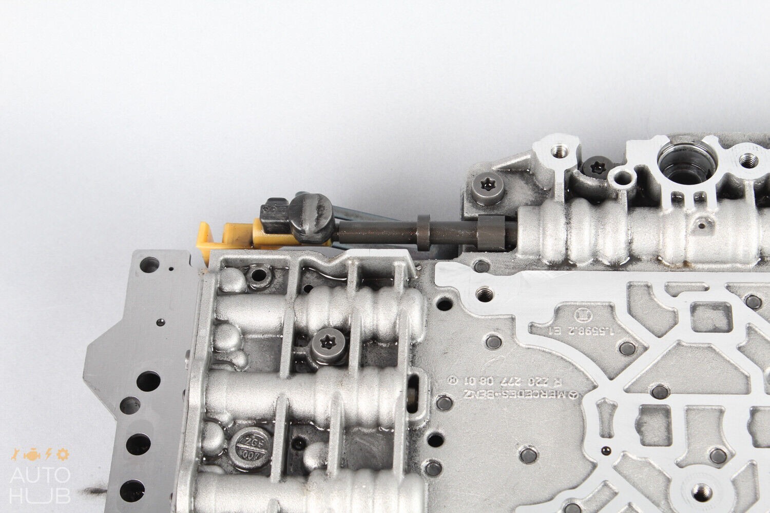 Mercedes W220 S430 C230 7G-Tronic 722.9 Transmission Valve Body 2202703106 OEM