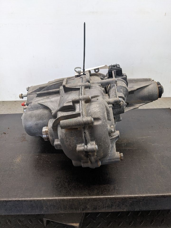 Transfer Case Transfer Case Opt NP0 ID AY9 Fits 15-20 SUBURBAN 1500 1158049