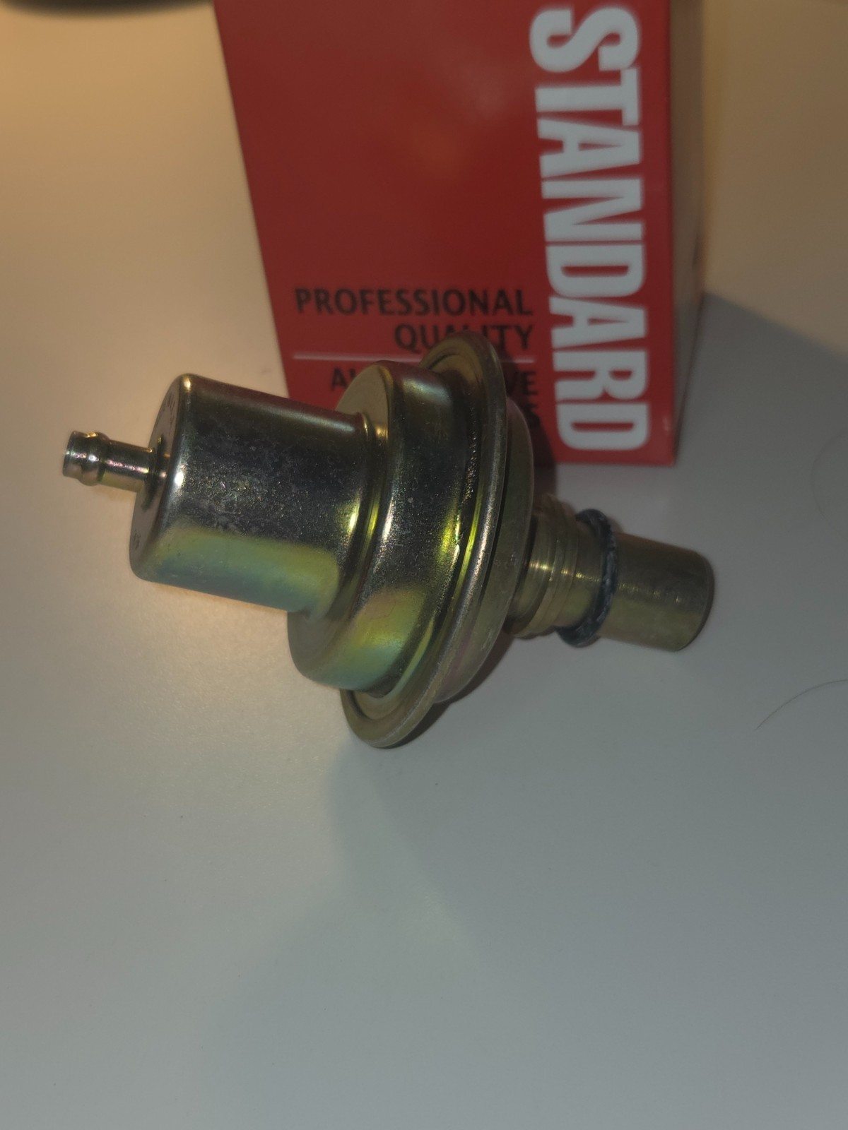 Standard Motor Products TM33 Transmission Vacuum Modulator Auto Trans Modulator