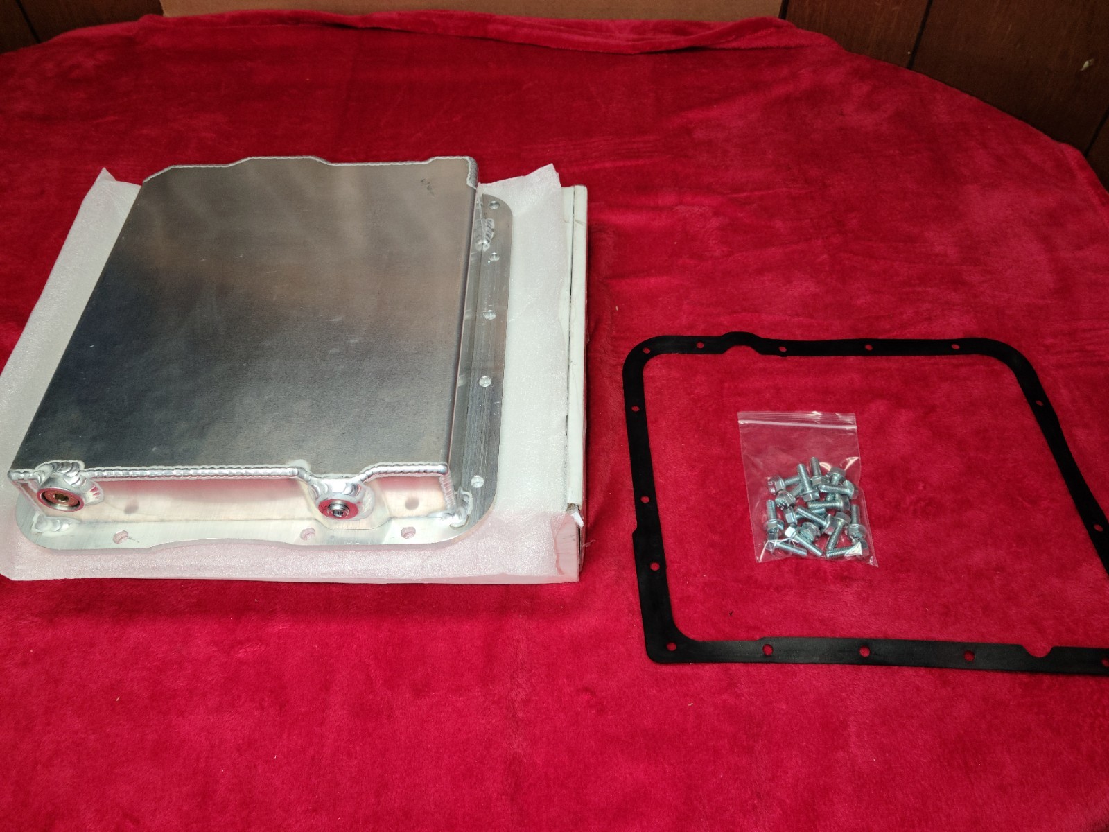 *NEW* Moroso Fabricated Aluminum 700R4, 4L60, 4L60E Transmission Pan Kit