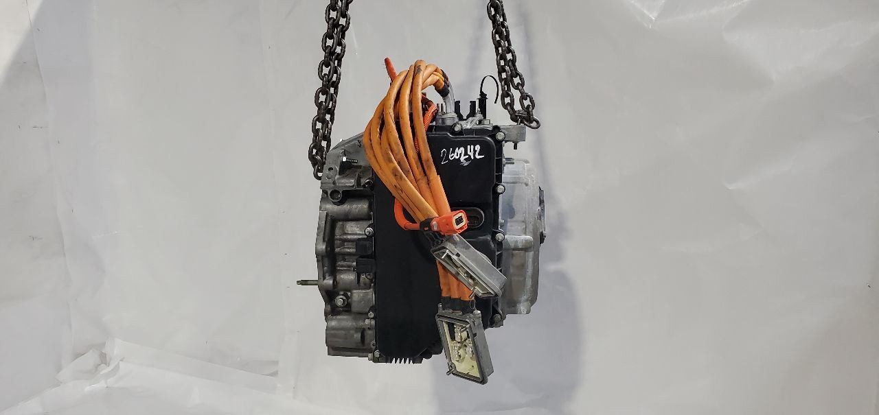 2014 Cadillac ELR OEM Automatic Transmission Assembly 133K Miles