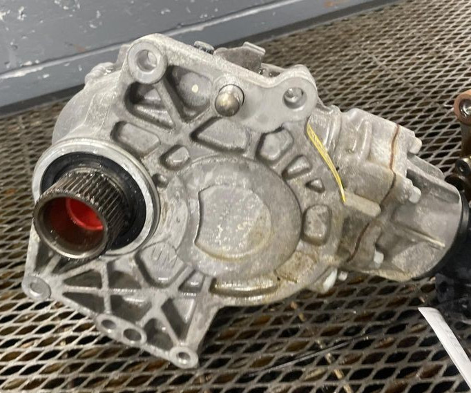 2016-2018 Kia Sorento Transfer Case Assembly 3.3L OEM