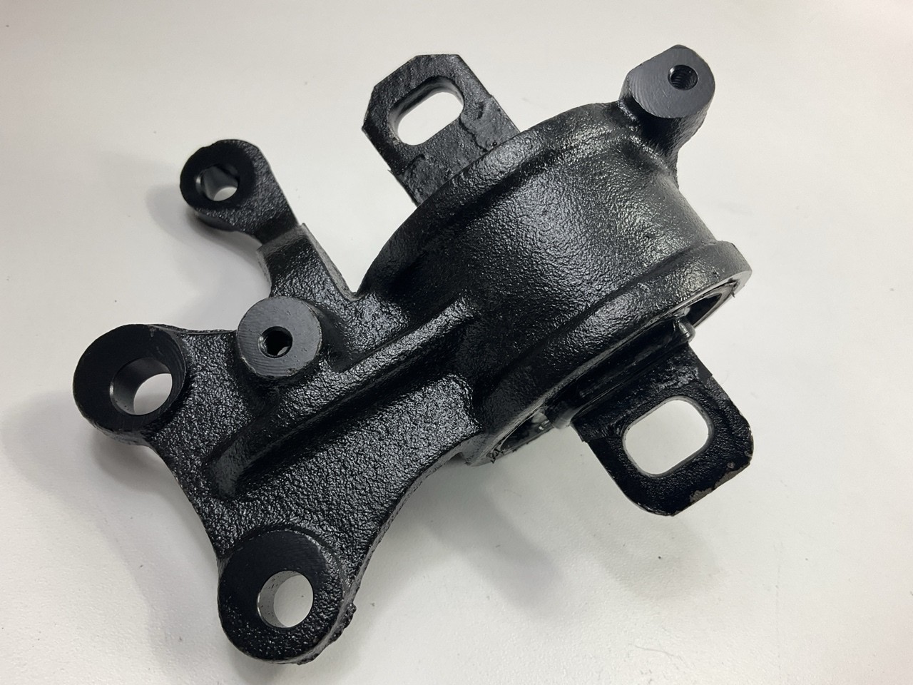 Proline 8862 Auto Trans Mount For 1995-2002 Mazda Millenia
