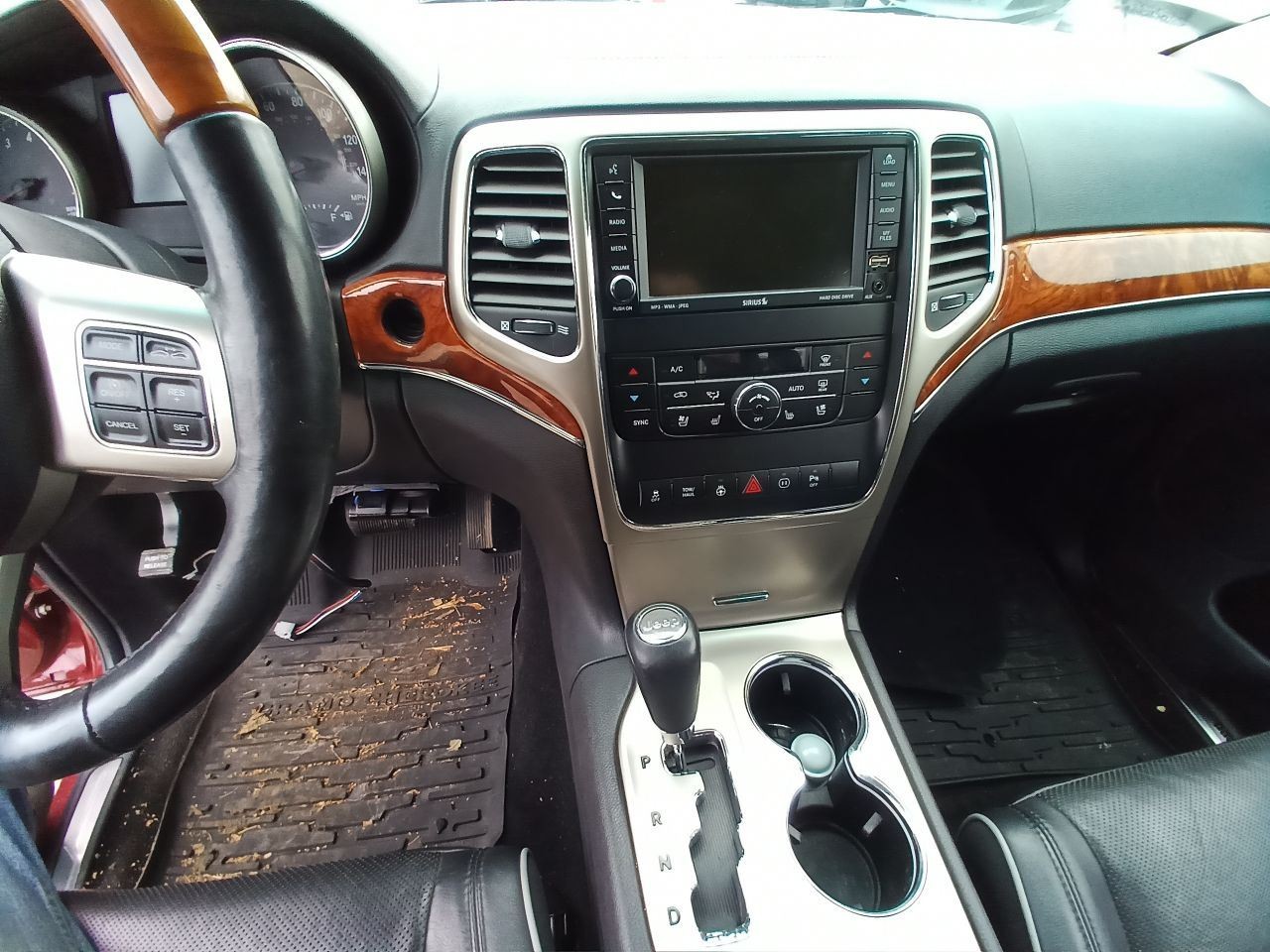 4WD Automatic Transmission from 2011 Jeep Grand Cherokee 5.7L 11490297