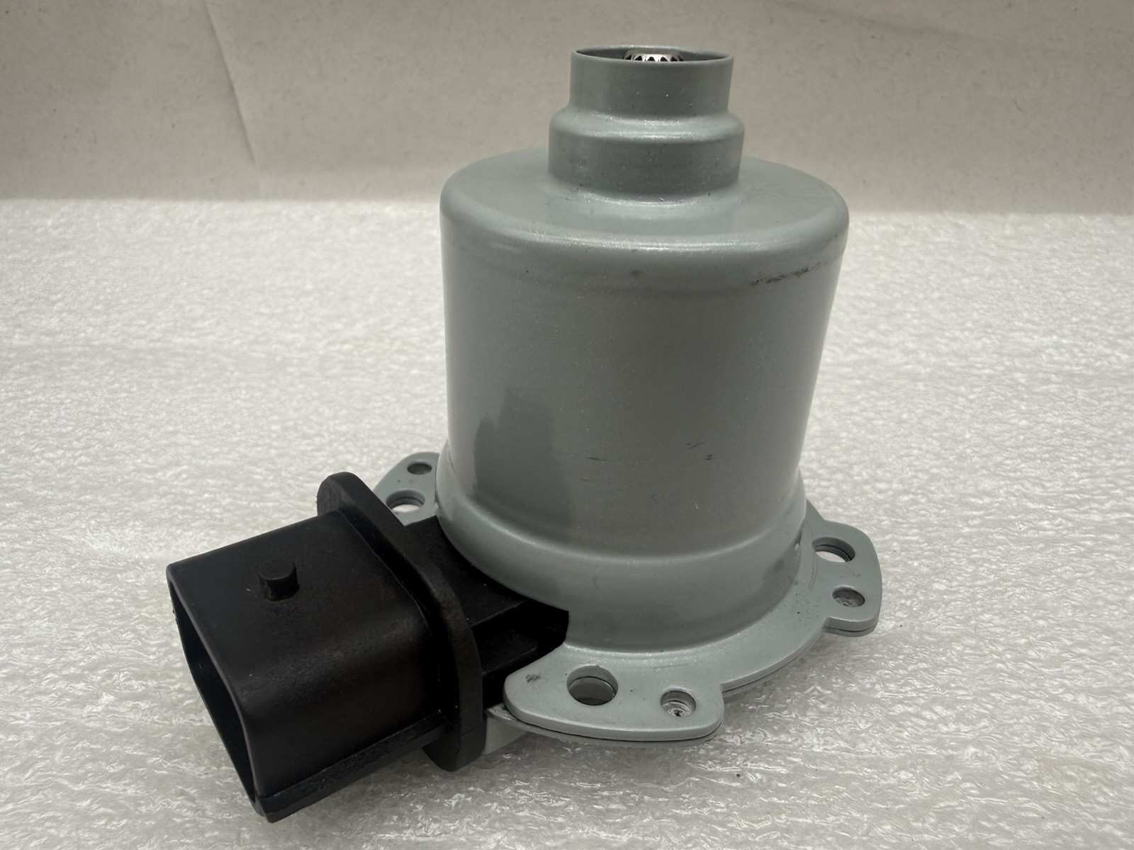Automatic Transmission Clutch Actuator A/B AE8Z-7C604-A For 2011-2018 Ford Focus