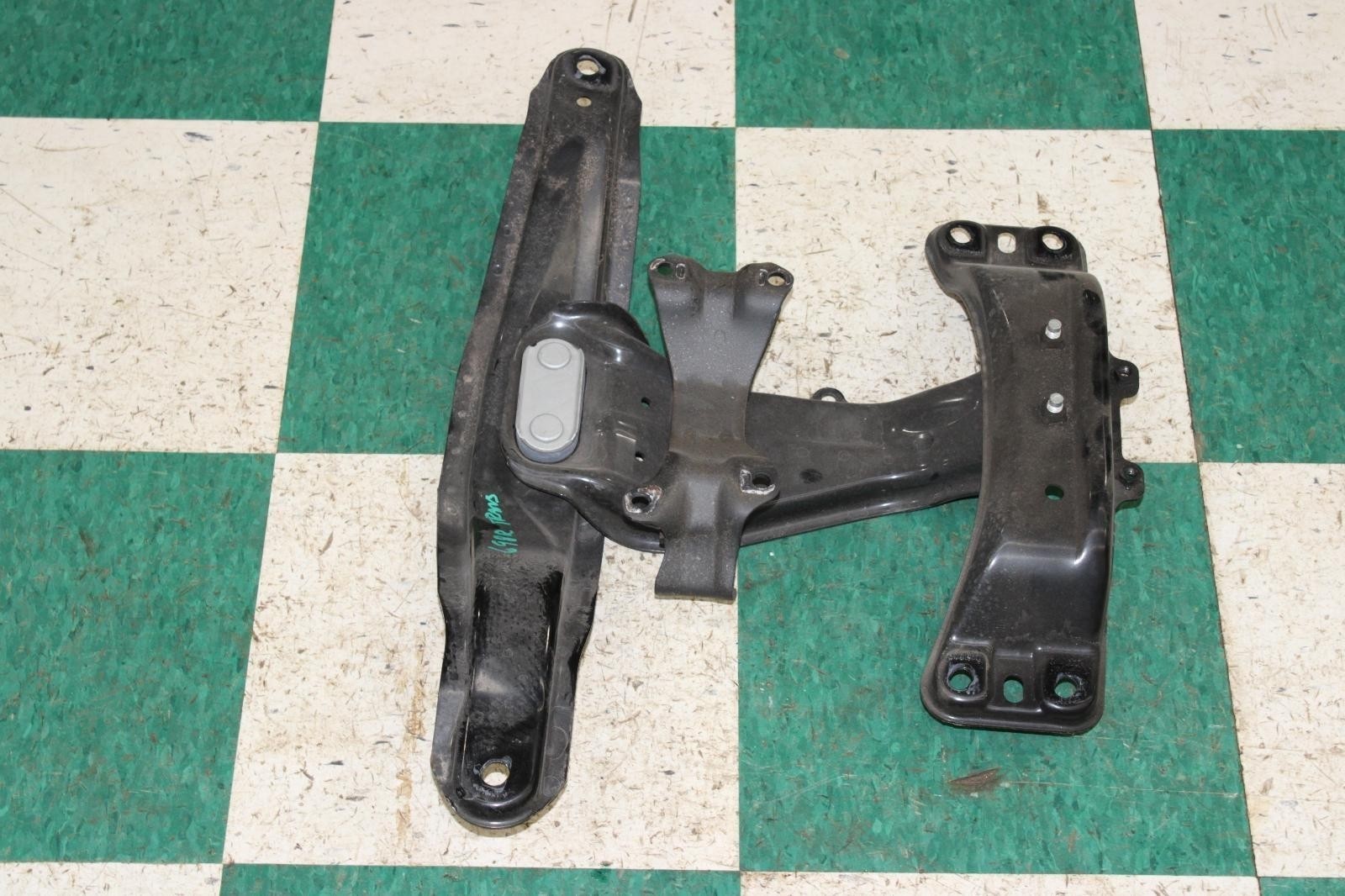 22-23 WRX Manual Transmission Trans Mount Bracket Crossmember Assembly OEM WTY