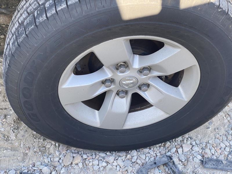 Transfer Case Classic Style 5 Lug Wheel Fits 11-23 DODGE 1500 PICKUP 401393