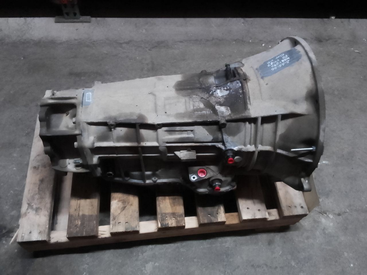 45RFE Automatic Transmission from 2010 Dodge RAM 1500 5.7L 4×4 12729940