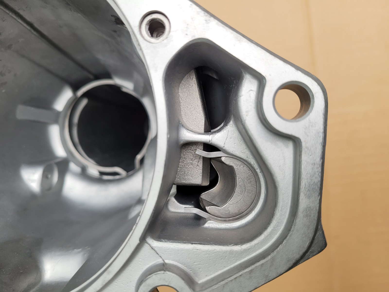 MOPAR 1972 727 TORQUEFLITE AUTO TRANSMISSION EXTENSION HOUSING 18.5″