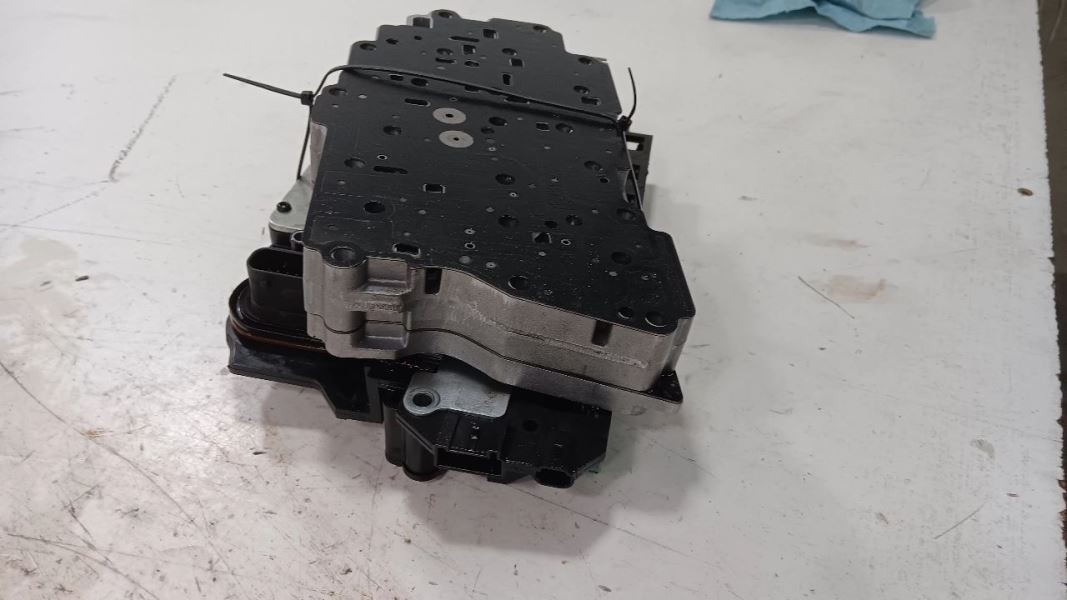 Buick Encore Automatic Transmission Valve Body 2013 2014 2015 2016 OEM