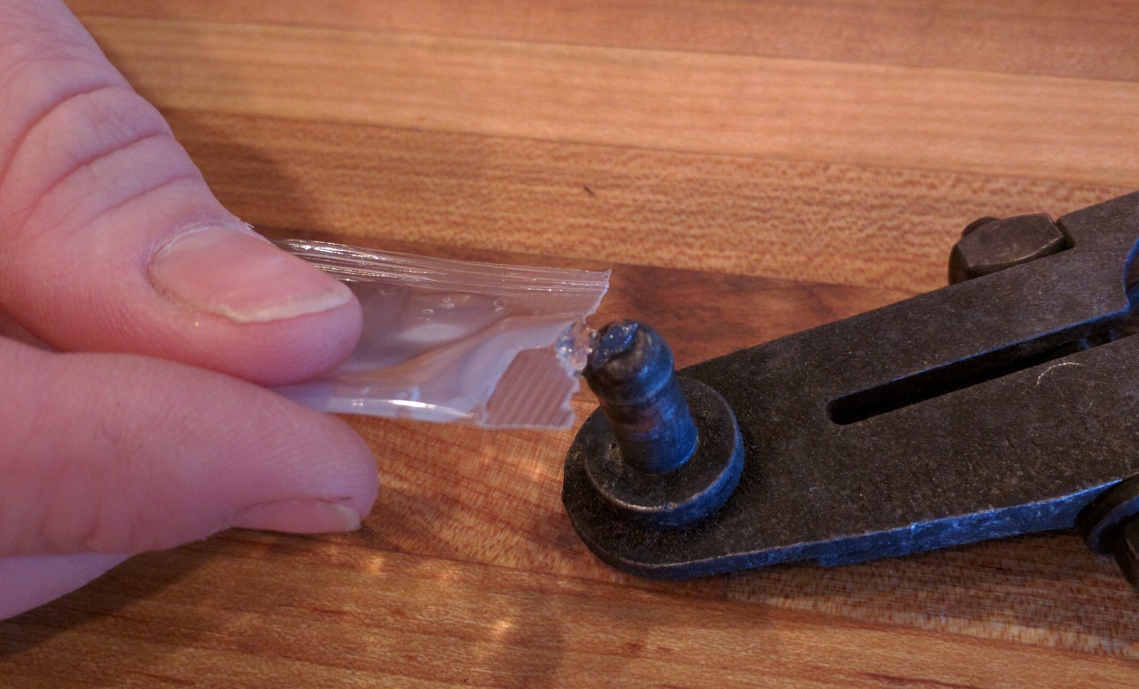 Jeep Grand Cherokee Shift Cable Repair Kit with bushing – EASY INSTALLATION!