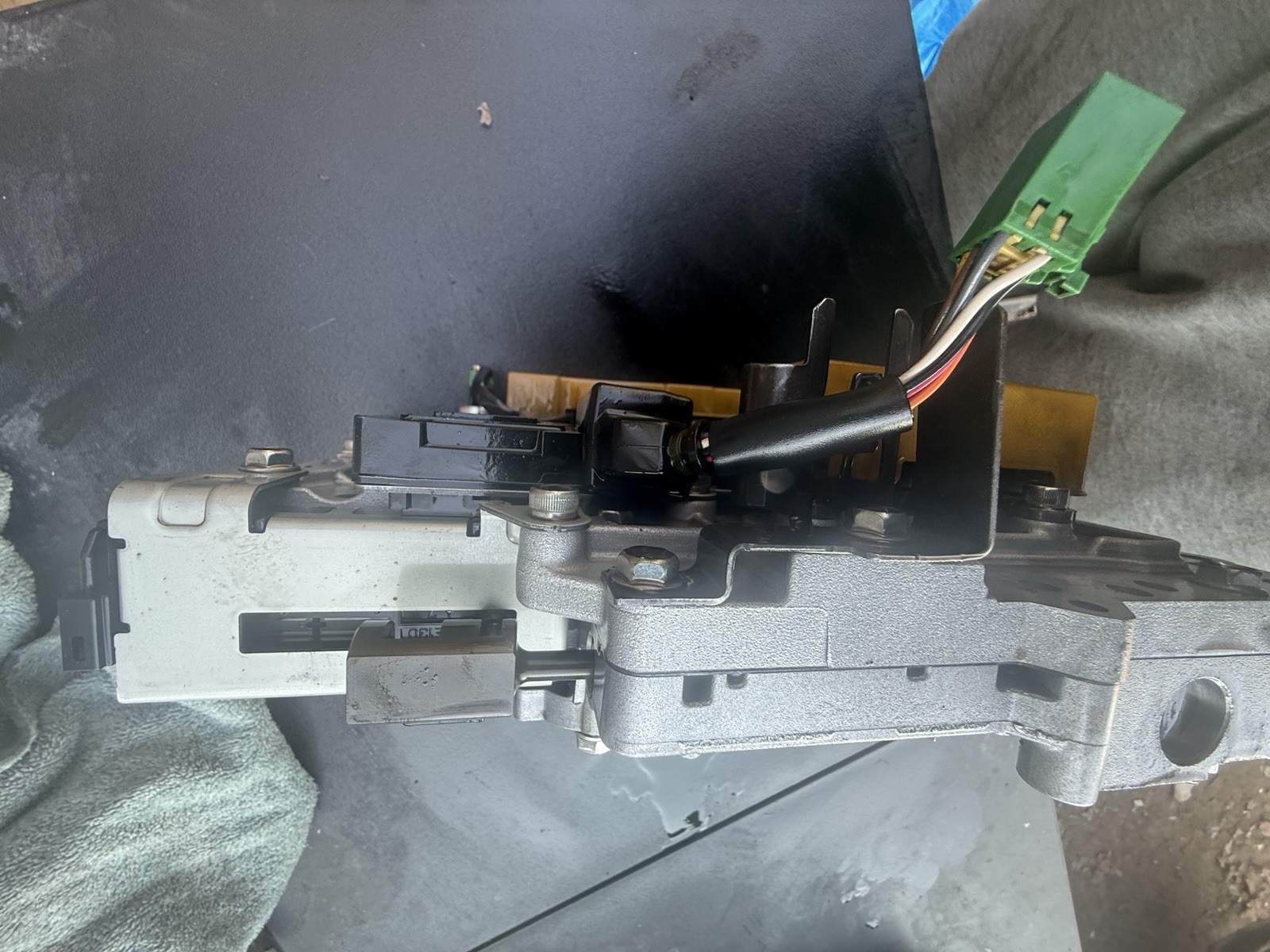 * Factory Original Infiniti Valve Body M3A came off m35 will work on g37/g35 7AT