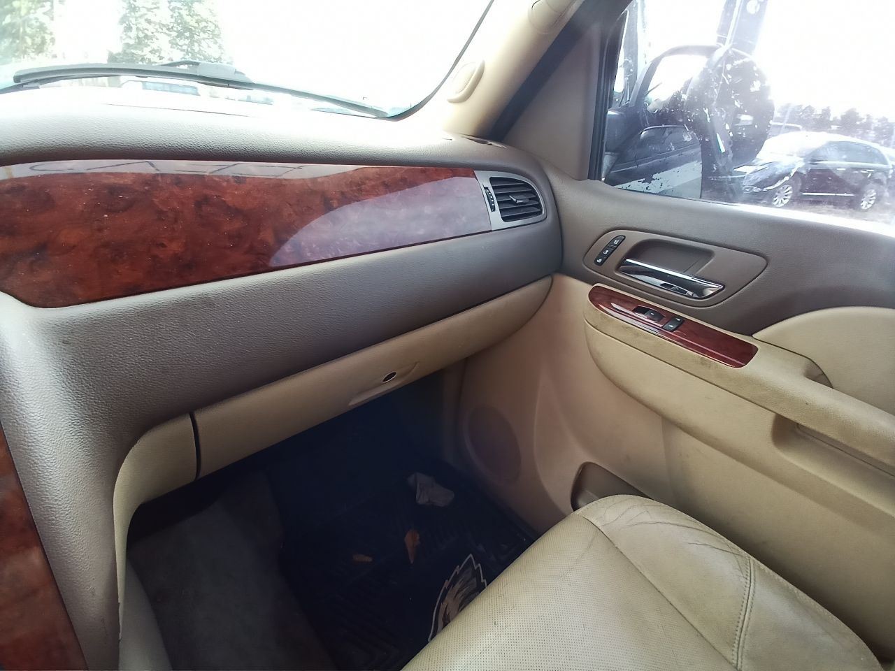 Automatic Transmission from 2011 Avalanche 1500 5.3L 4×4 [47,615 miles] 12693609
