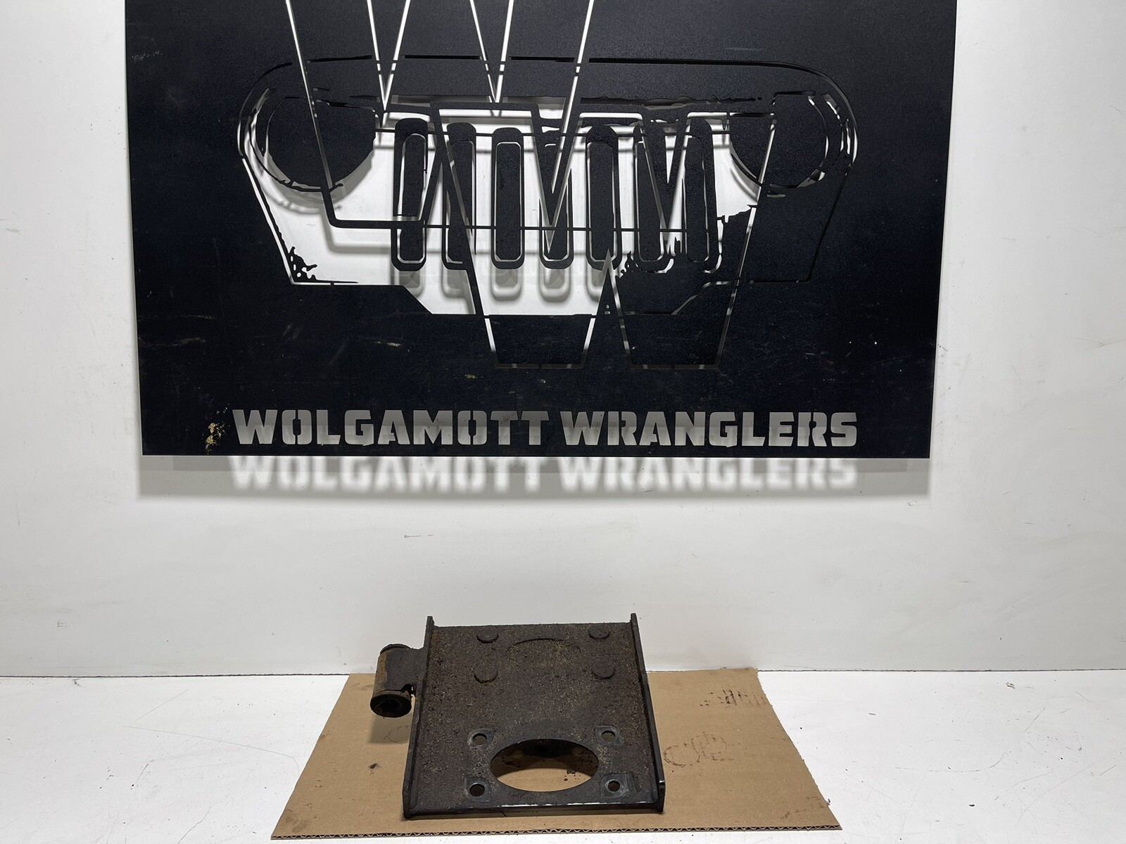 05-06 Jeep TJ Wrangler 2.4 6 Speed Manual Transmission Mount 52059504AB OEM CC