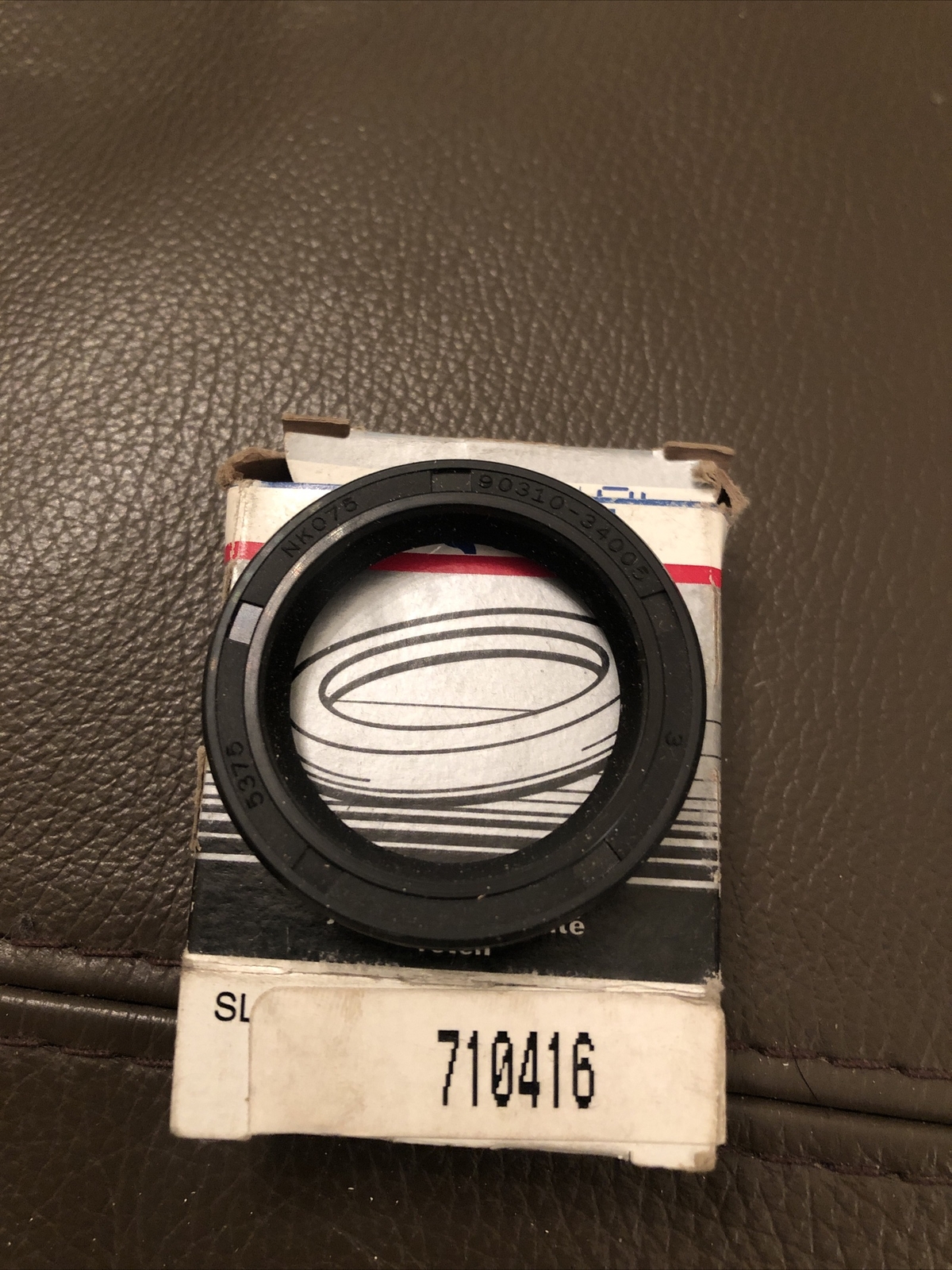 Auto Trans Transfer Shaft Seal Front National 710416 In Carquest Box ! Free Ship