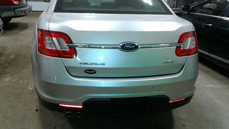 Automatic Transmission From 2010 Ford Taurus AA8P-7000-HA 6F50