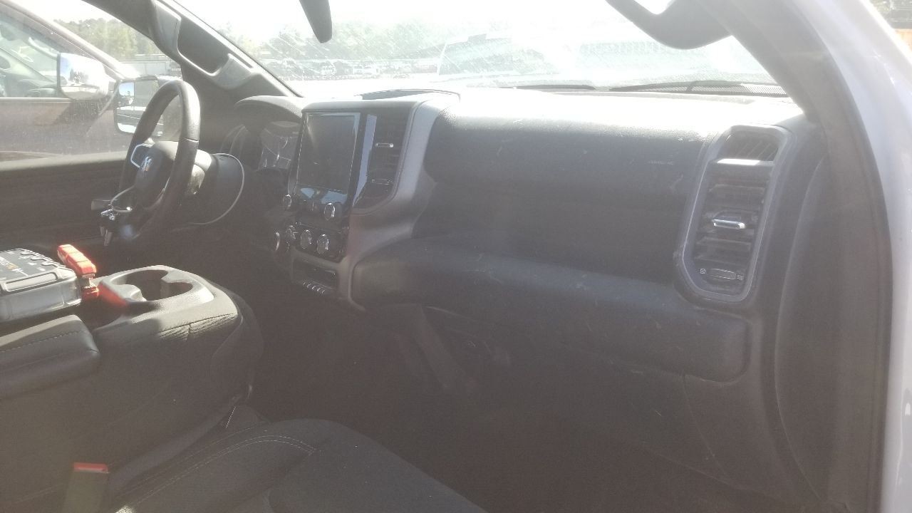 AUTOMATIC Transmission 3.6L 4X4 4WD DFT 8 SPEED 850RE 2025 RAM 1500 27K MILES