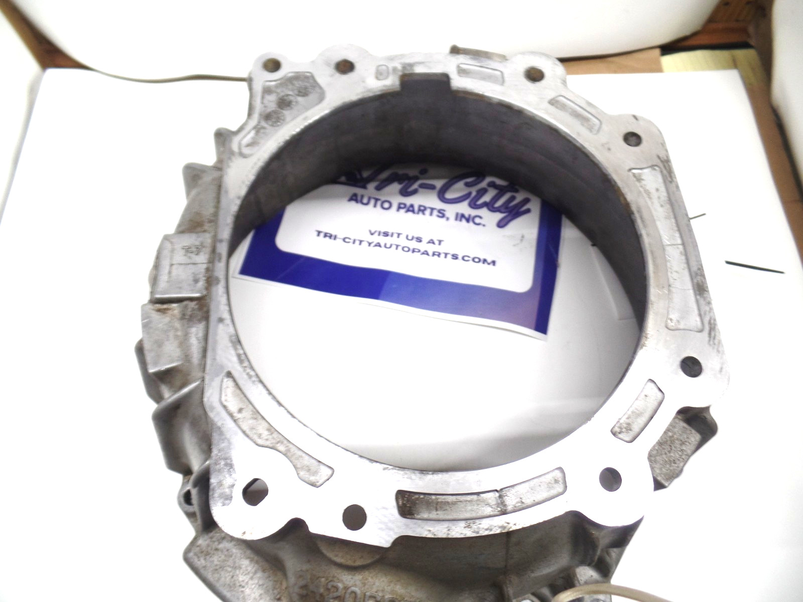 Used 4L60E/4L65E Top Bolt Hole Bell Housing Cast # 24206952 4.8L,5.3L,6.0L,