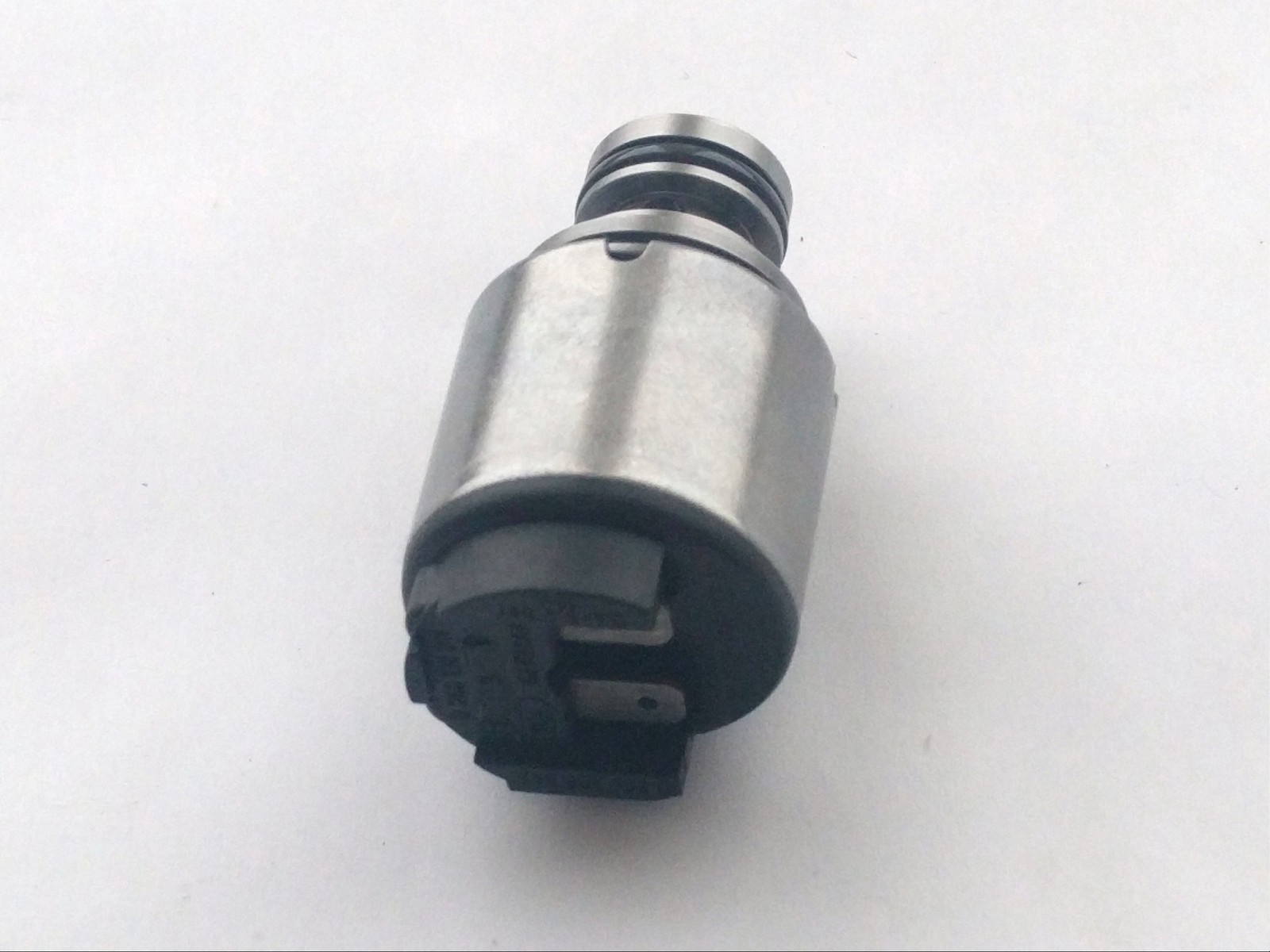 Genuine Audi BMW VW Valve body pressure regulator 0501208542