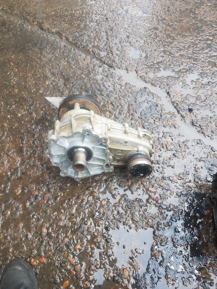 Transfer Case 3.6L Single Speed Fits 14-24 DURANGO 31761865