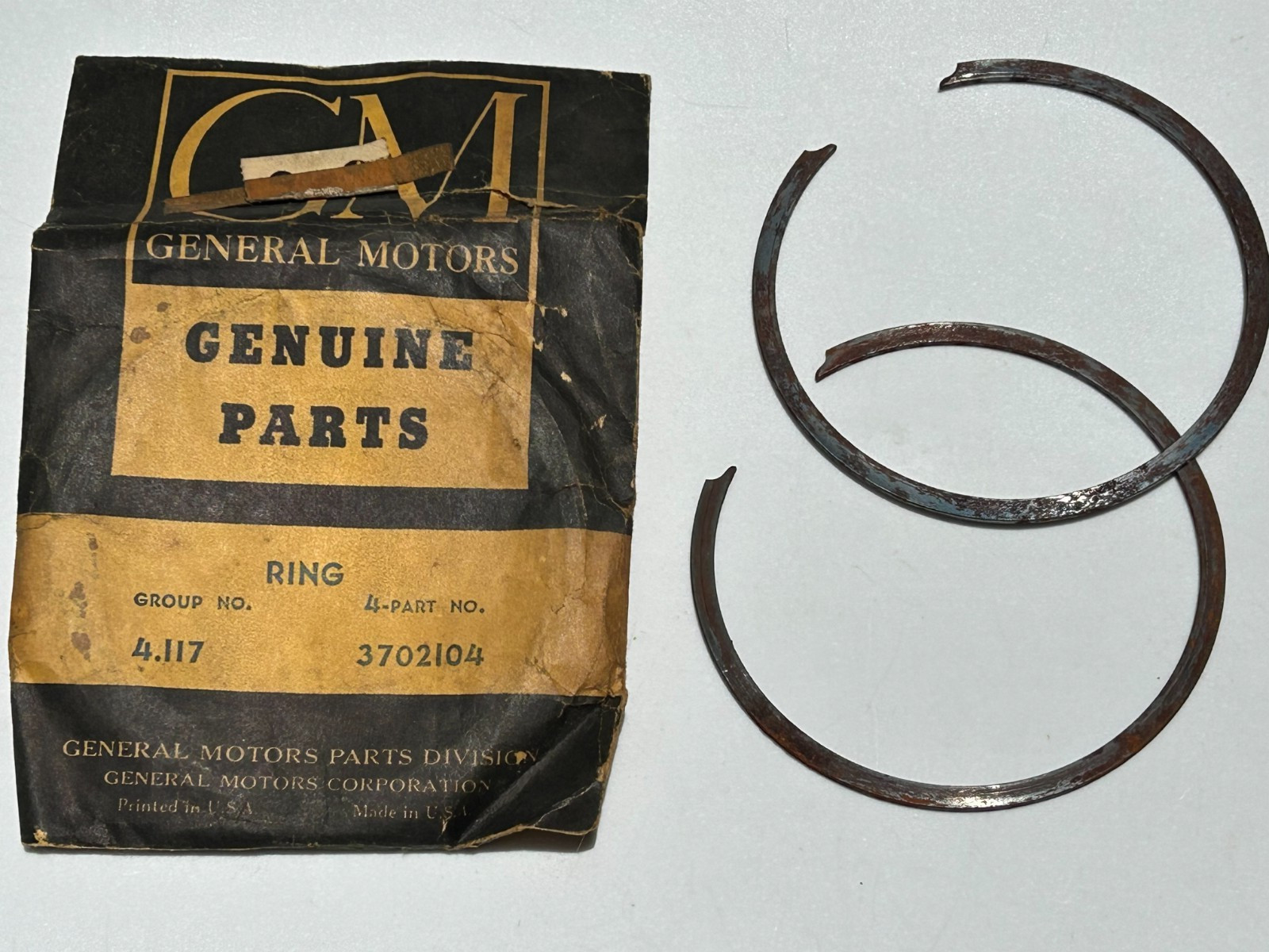 NOS GM 1953-63 Chevrolet Corvette Chevy Truck Transmission Stator Rings 3702104