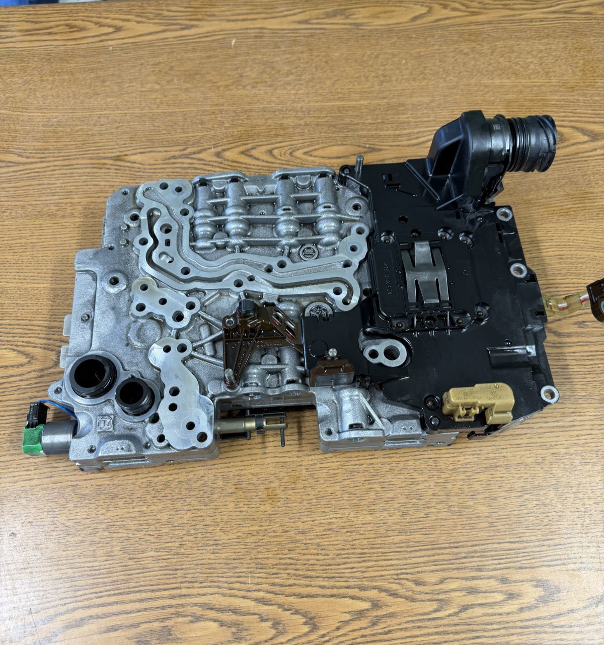 2015-2024 Maserati Ghibli Automatic Transmission Valve Body Mechatronic OEM
