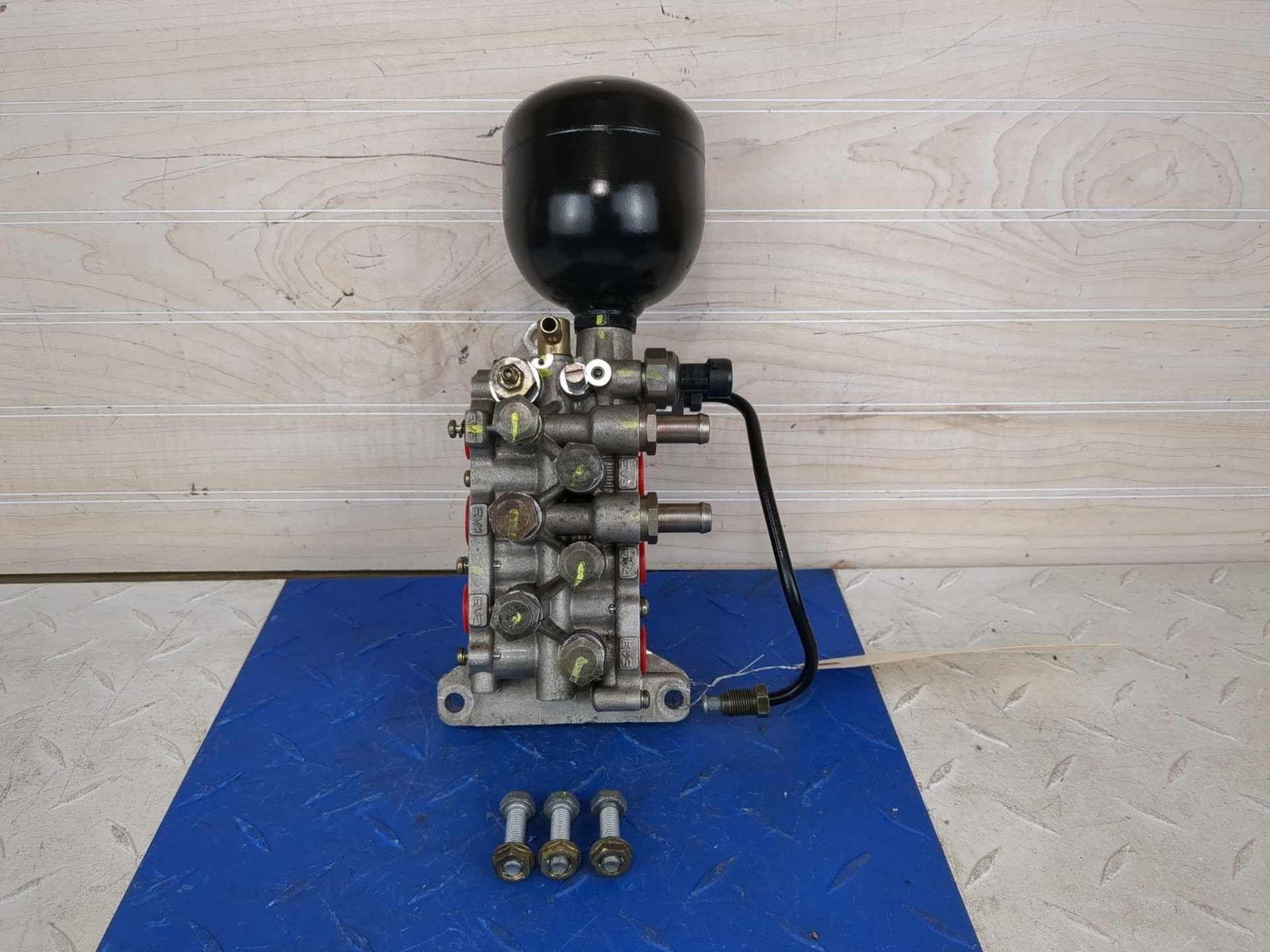 Ferrari 360 Spider Modena – OEM F1 Clutch Power Supply Unit 179533 30k Miles