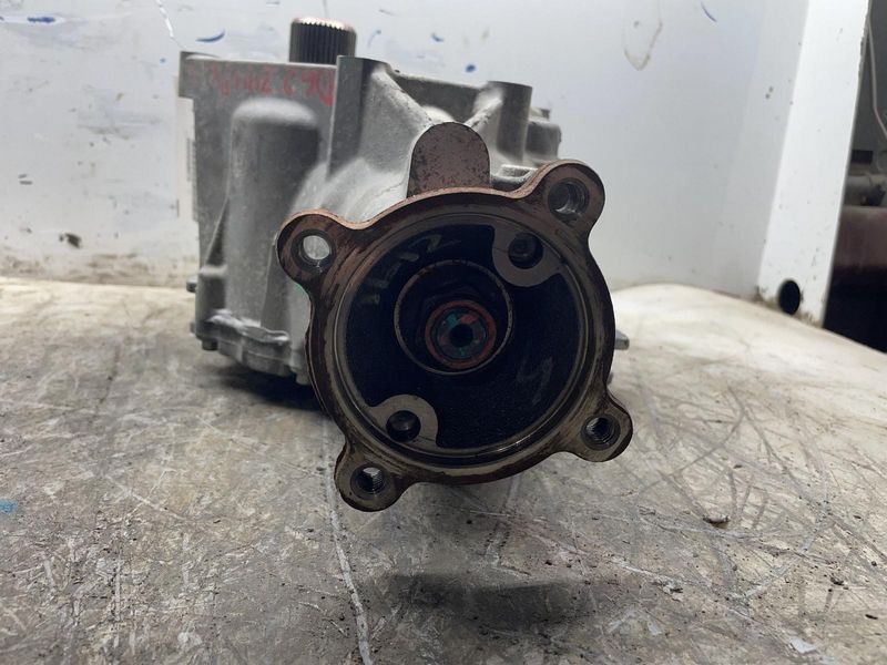 2011-2016 Ford Explorer Transfer Case Assembly OEM