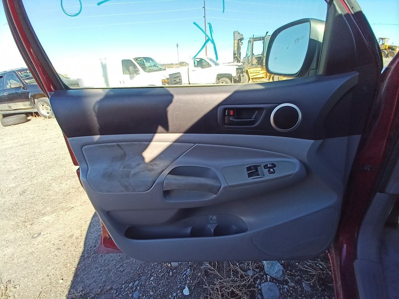2WD Automatic Transmission from 2005 Toyota Tacoma 2.7L 12501247