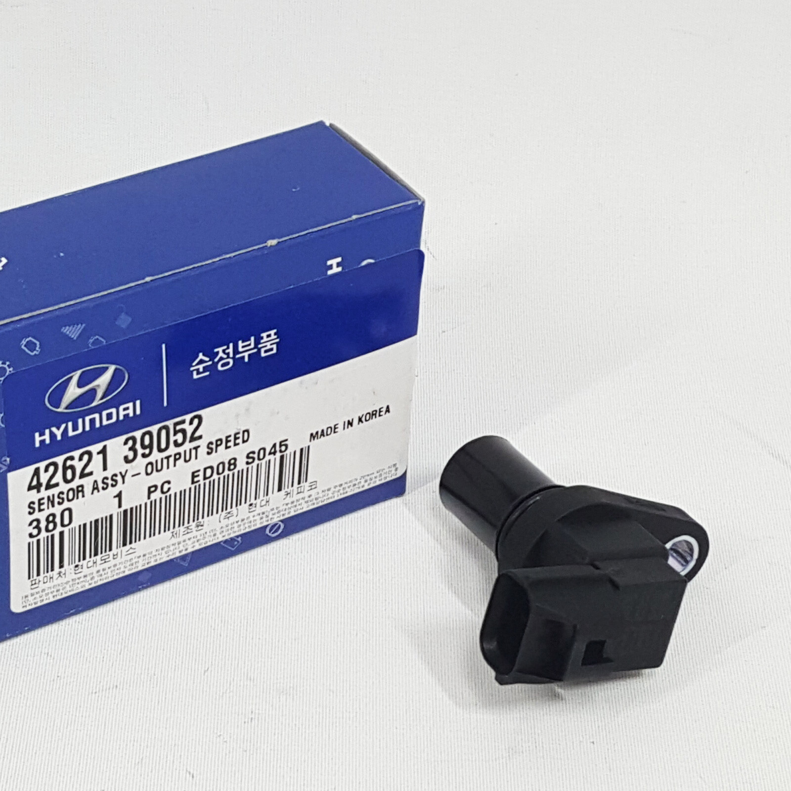 Genuine 4262139052 Output Speed Sensor For Kia cars