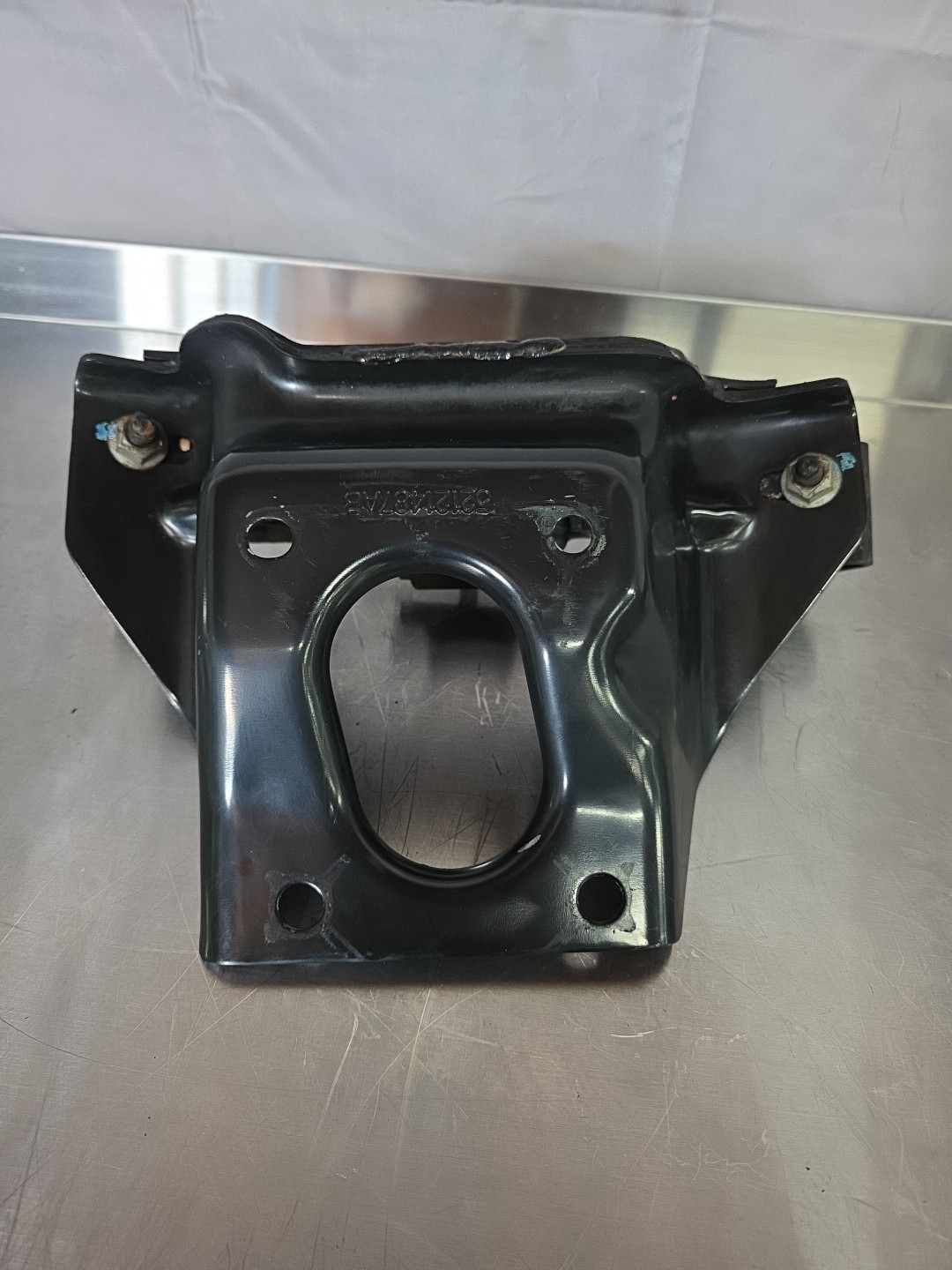 OEM Dodge Ram Cummins 48RE Automatic Transmission Bracket 2500 3500 52121487a