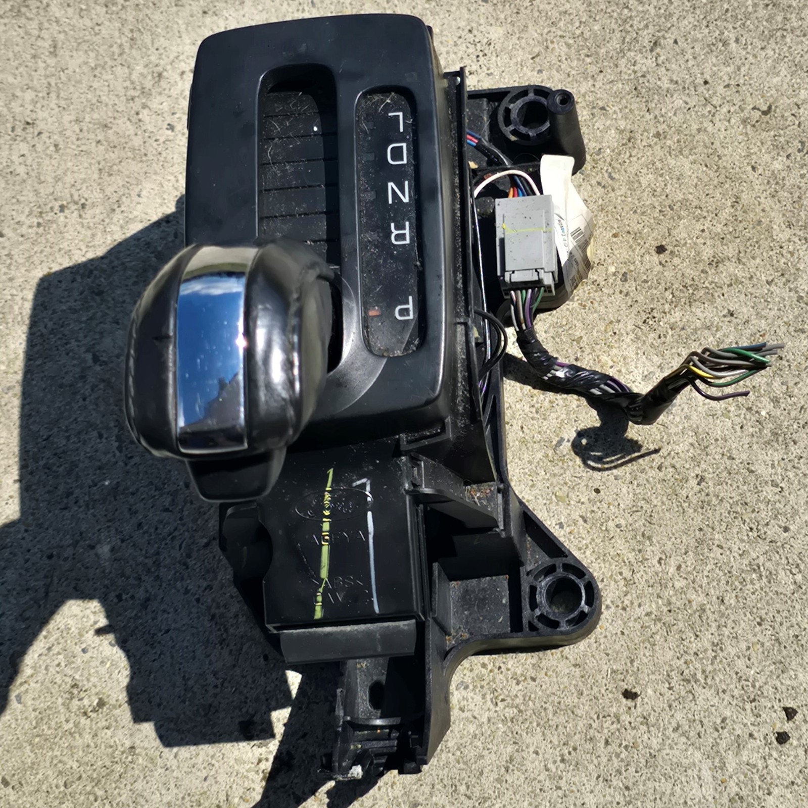 2012 Ford Fusion Automatic Transmission Shift Lever Assembly 9E5P7K004TD35B8 OEM