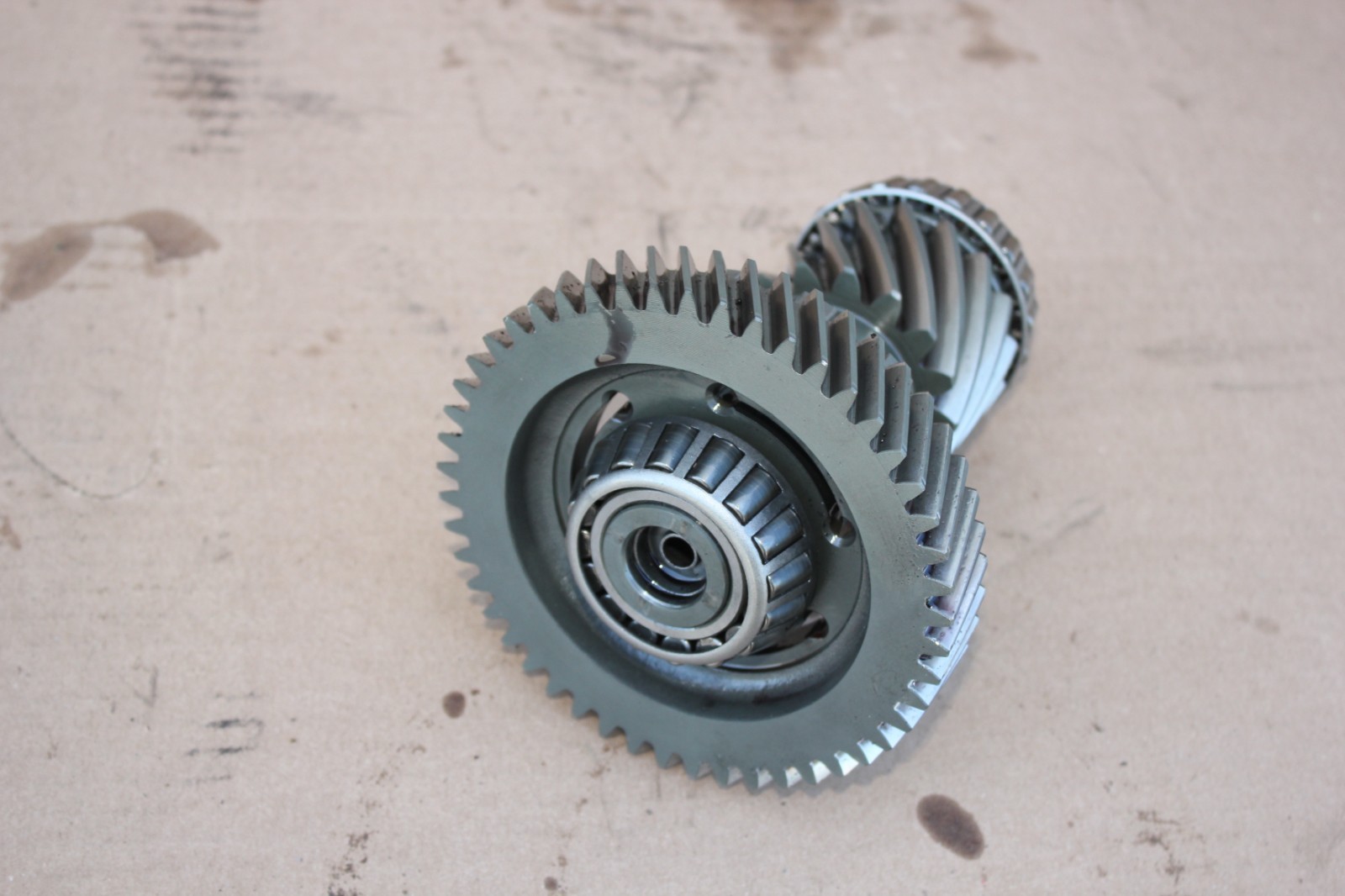 OEM UA80E UA80F Transmission Differential Pinion Gear Primary Gearset Shaft