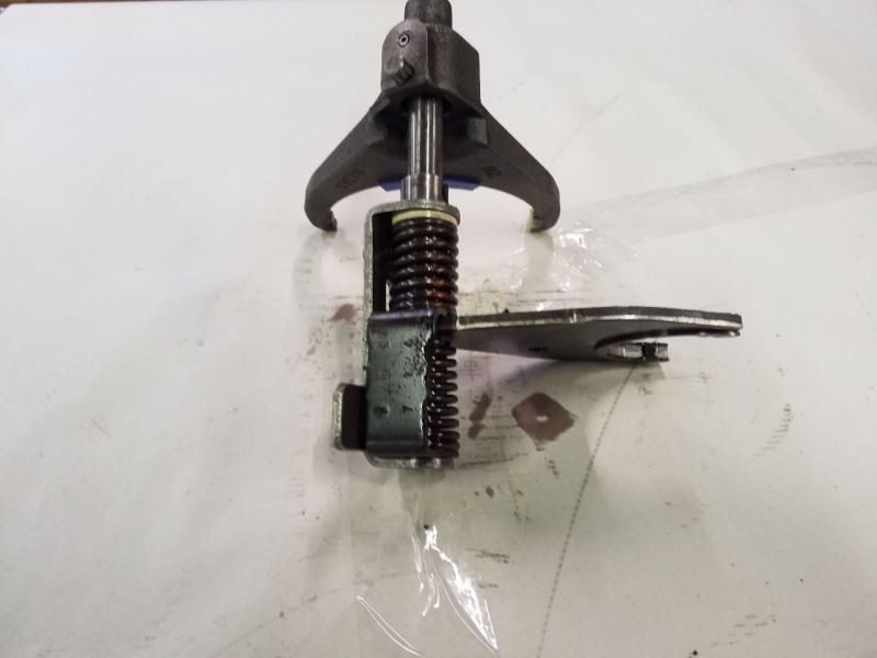 Electric Shift Transfer Case Shifter Forks | Fits 2003-2010 Ford F250 F350