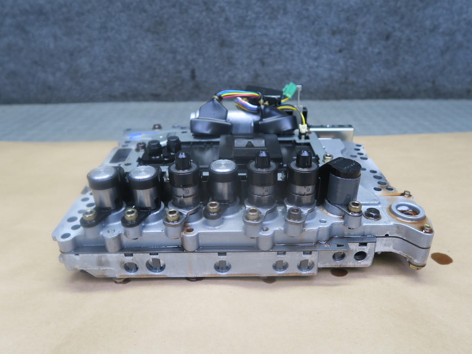 2004 NISSAN 350Z RE5R05A AUTOMATIC TRANSMISSION VALVE BODY MECHATRONIC 34K OEM
