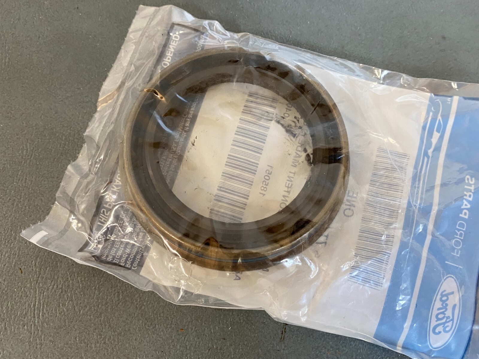 Ford OEM NOS 7T4Z-7F401-B Auto Transmission Oil Pump Seal 2007-2019 Ford Edge