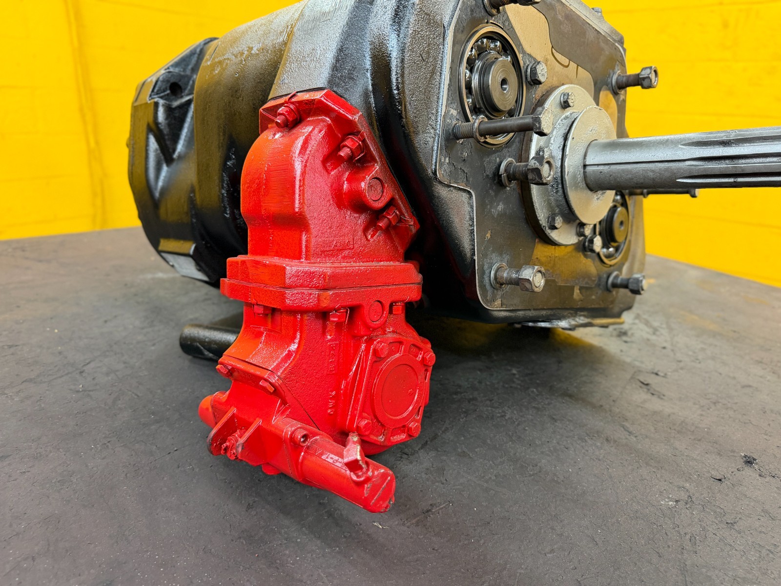 Eaton Fuller TX14607B Transmission, OFF MACK (PTO NOT INCLUDED)