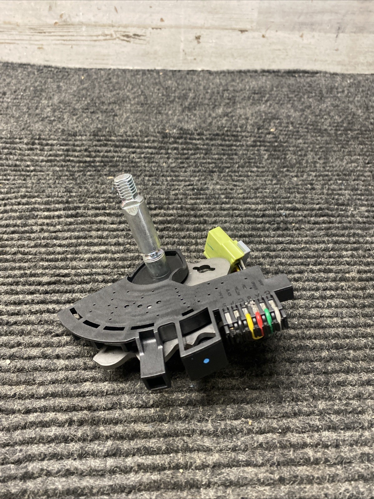 TRQ For Ford Explorer 2011-2015 TRQ SWA40625 Neutral Safety Switch