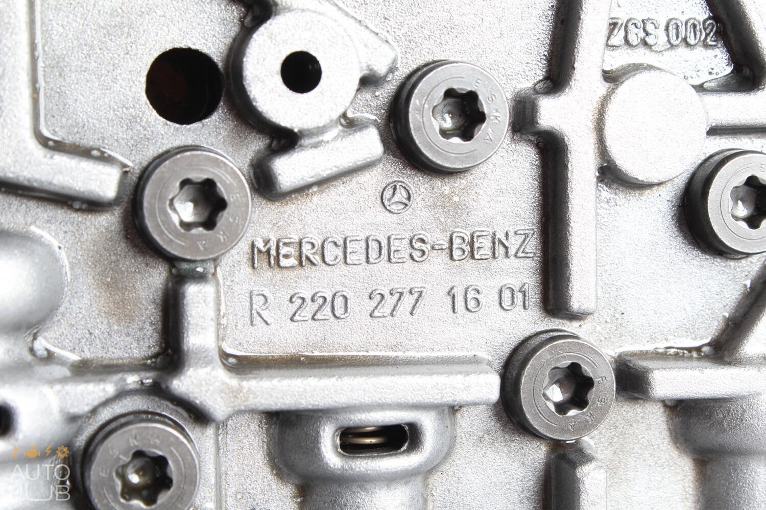 Mercedes W220 S430 C230 7G-Tronic 722.9 Transmission Valve Body 2202703106 OEM