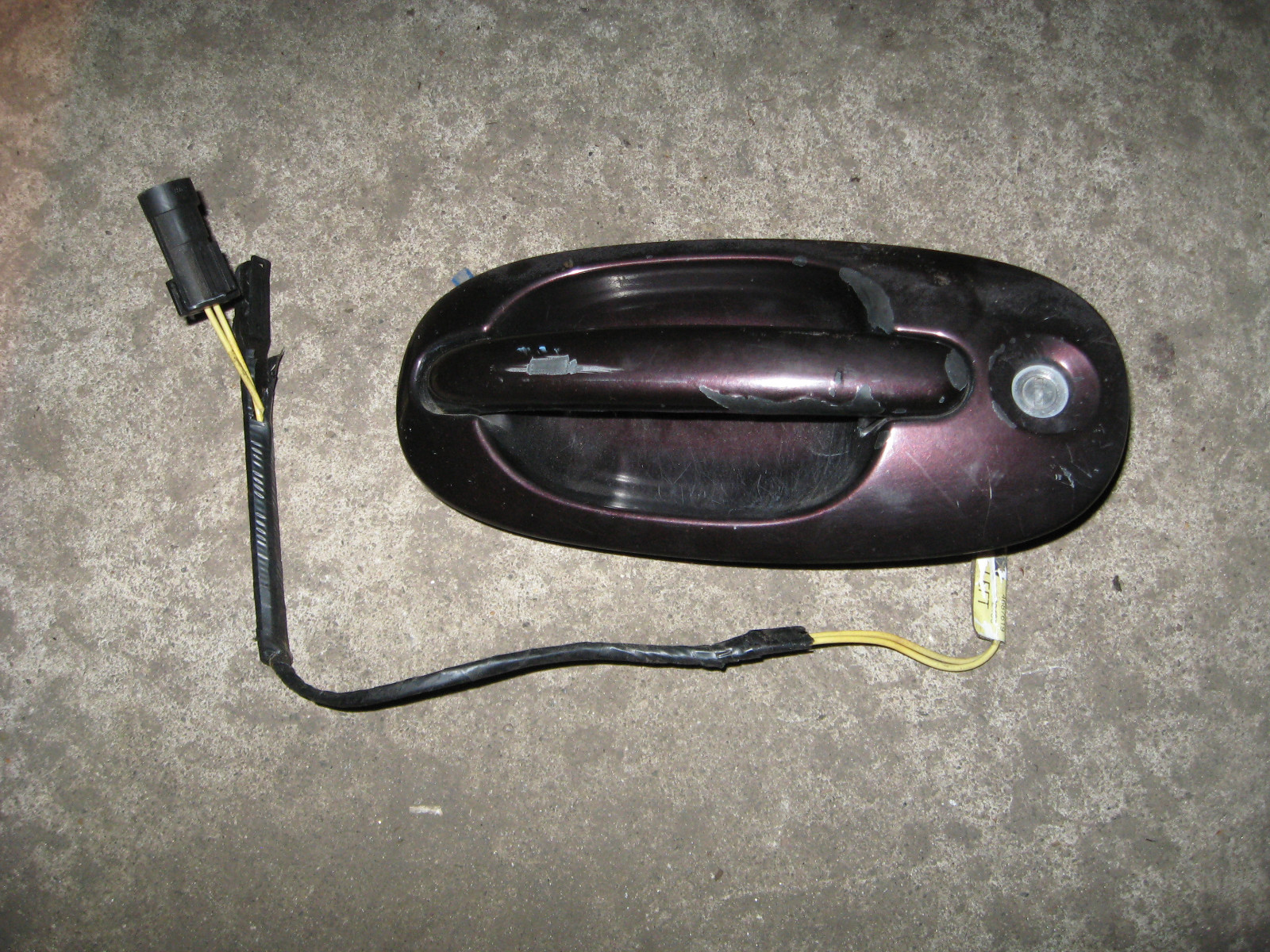 1996-2000 Caravan Town and Country Driver FRONT Door Handle Exterior OEM elect