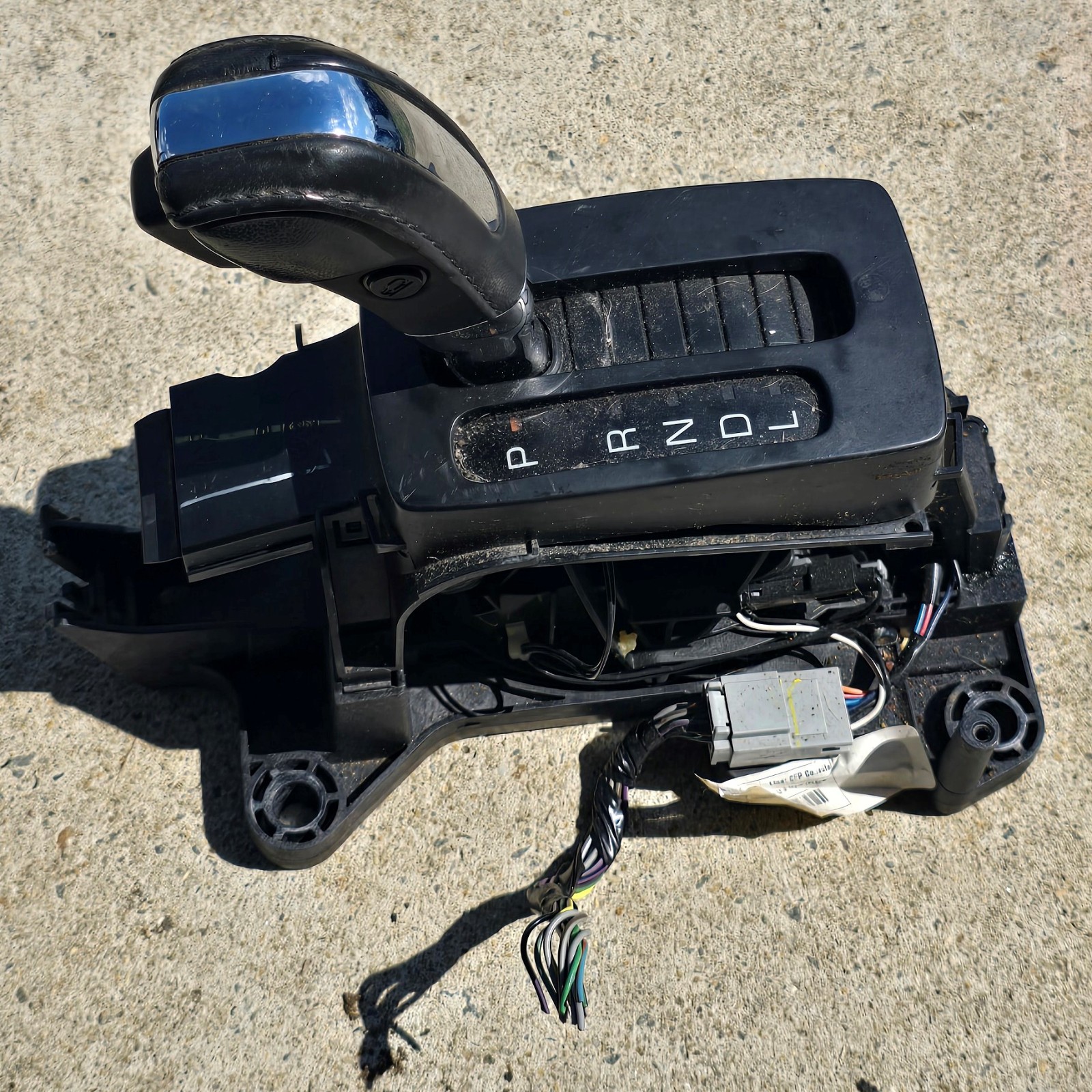 2012 Ford Fusion Automatic Transmission Shift Lever Assembly 9E5P7K004TD35B8 OEM