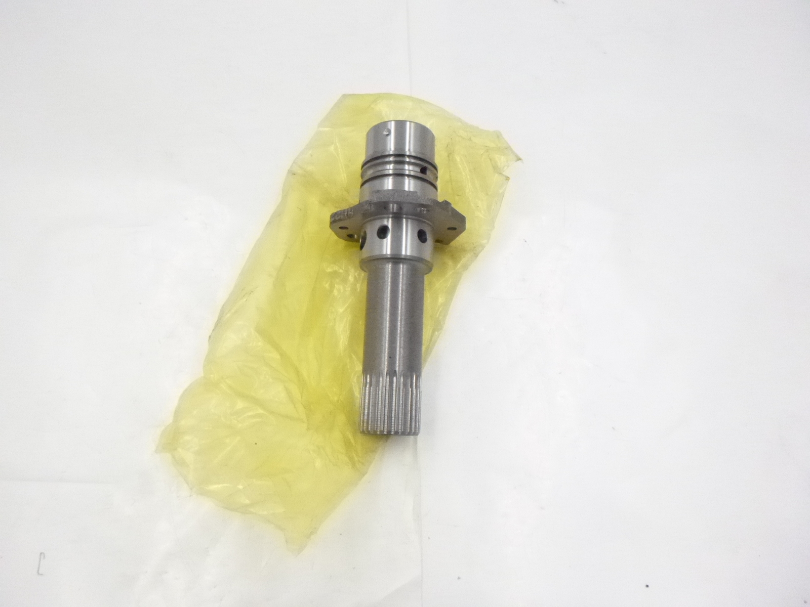 Sonnax 77918S-09K Transmission Stator Shaft 7.300″ for 2007-2012 Chevy Colorado