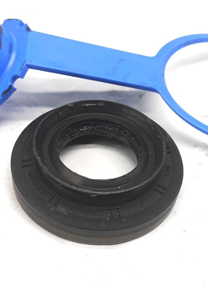 .For 6T70 6T75 Transmission Axle Seal Right Side Passenger w/ Installer